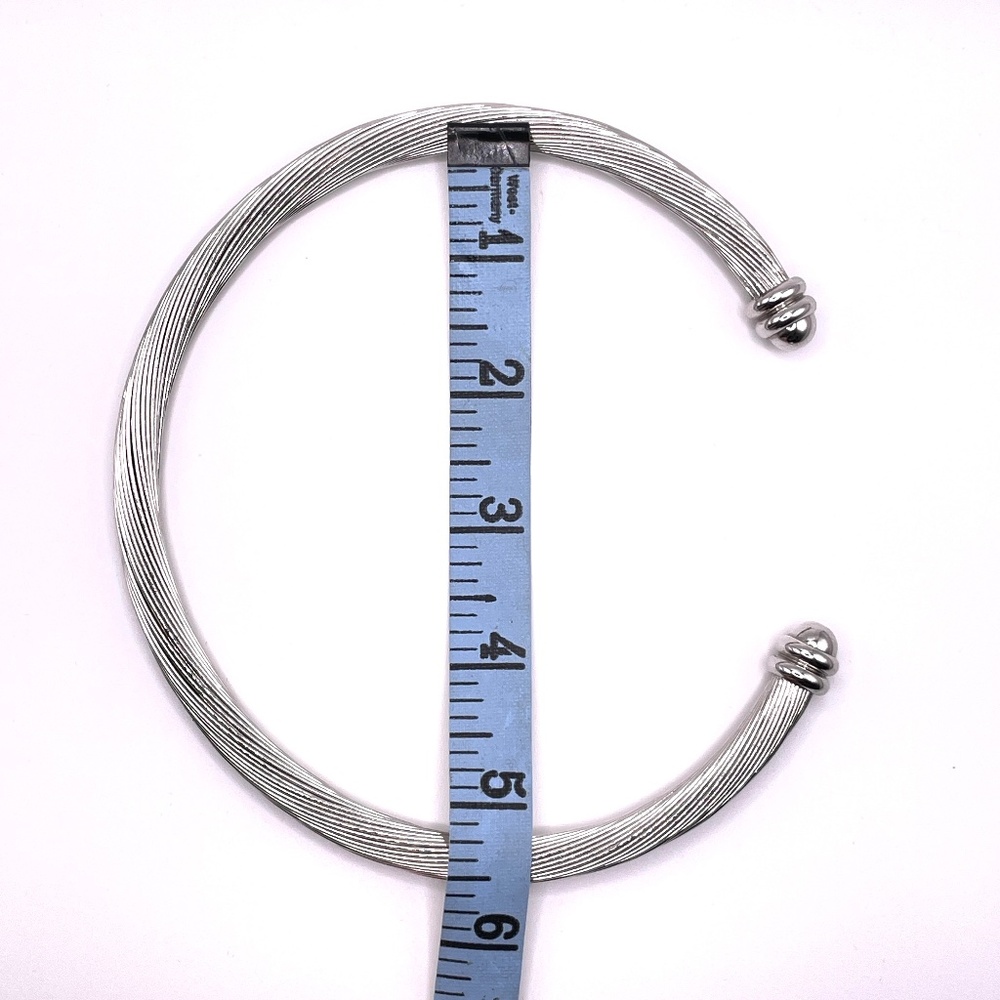 Vintage Silver Tone Twisted Wire Modernist Minimalist Choker Torque Necklace - Picture 7 of 10